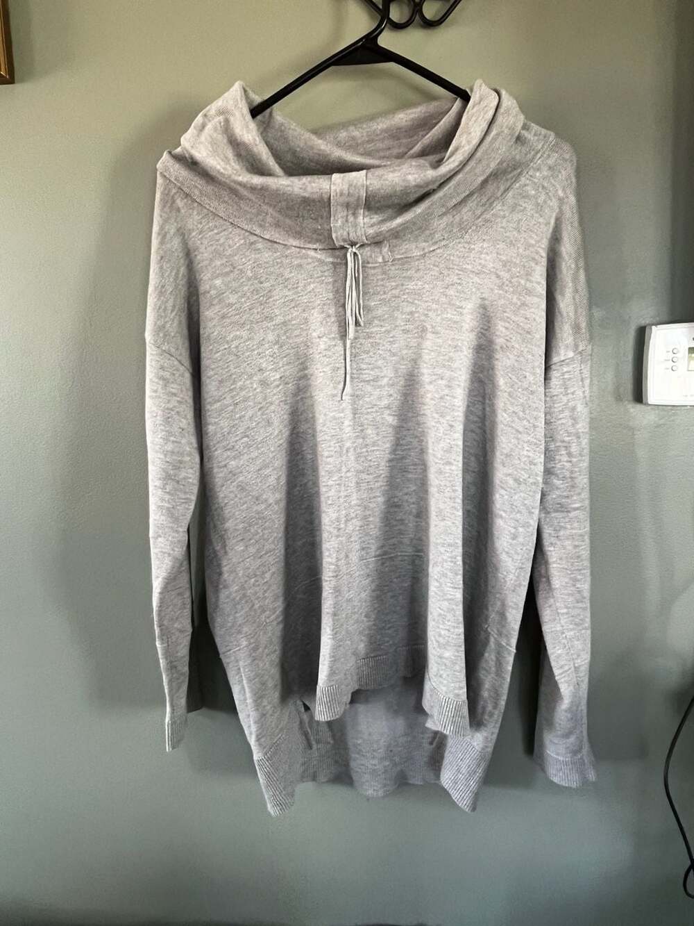 89th & Madison Women's Gray Cowl Neck Long Sleeve Hi-Low Sweater